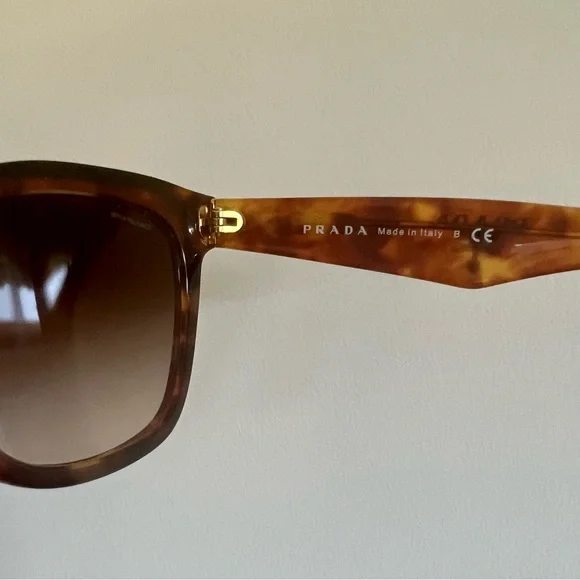 Prada Sunglasses NAK-6S1 - Picture 3 of 9